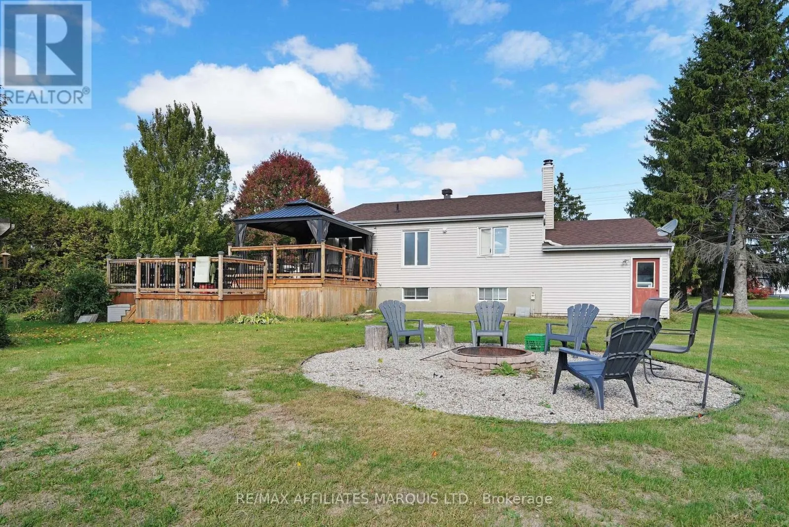 21 STE THERESE BOULEVARD