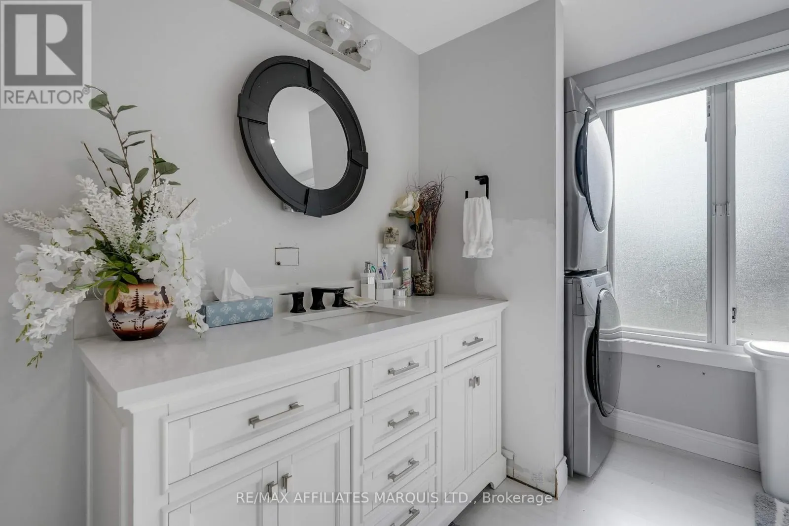 21 STE THERESE BOULEVARD