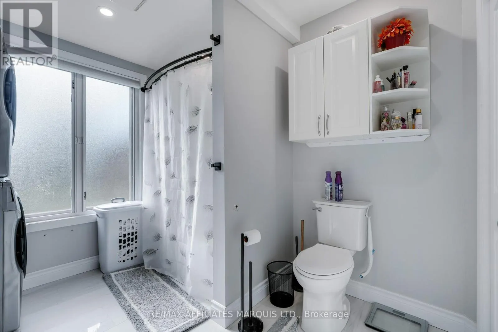 21 STE THERESE BOULEVARD