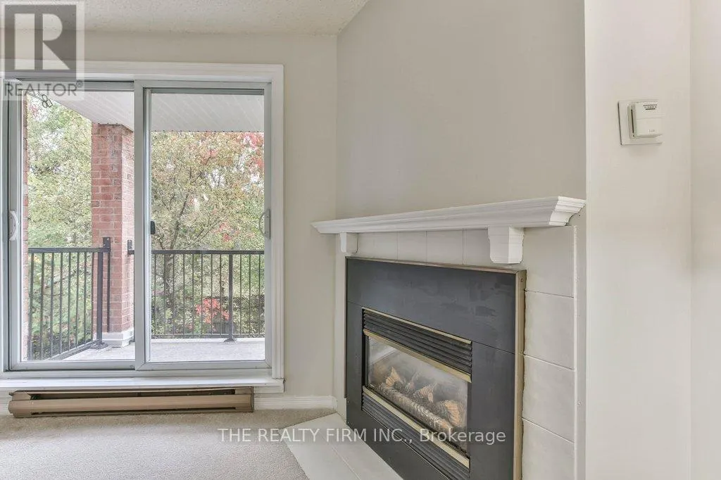 16 - 1096 JALNA BOULEVARD, #16