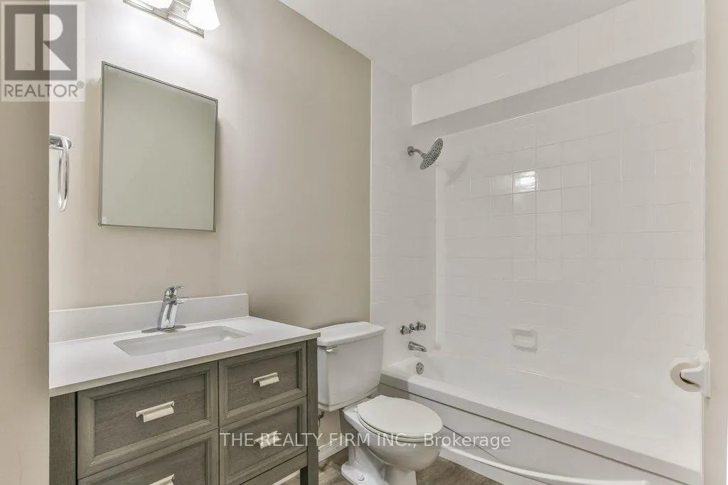 16 - 1096 JALNA BOULEVARD, #16