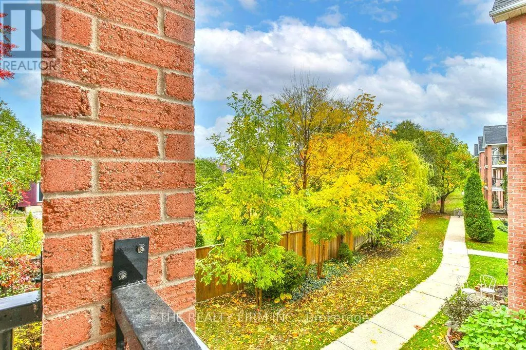 16 - 1096 JALNA BOULEVARD, #16