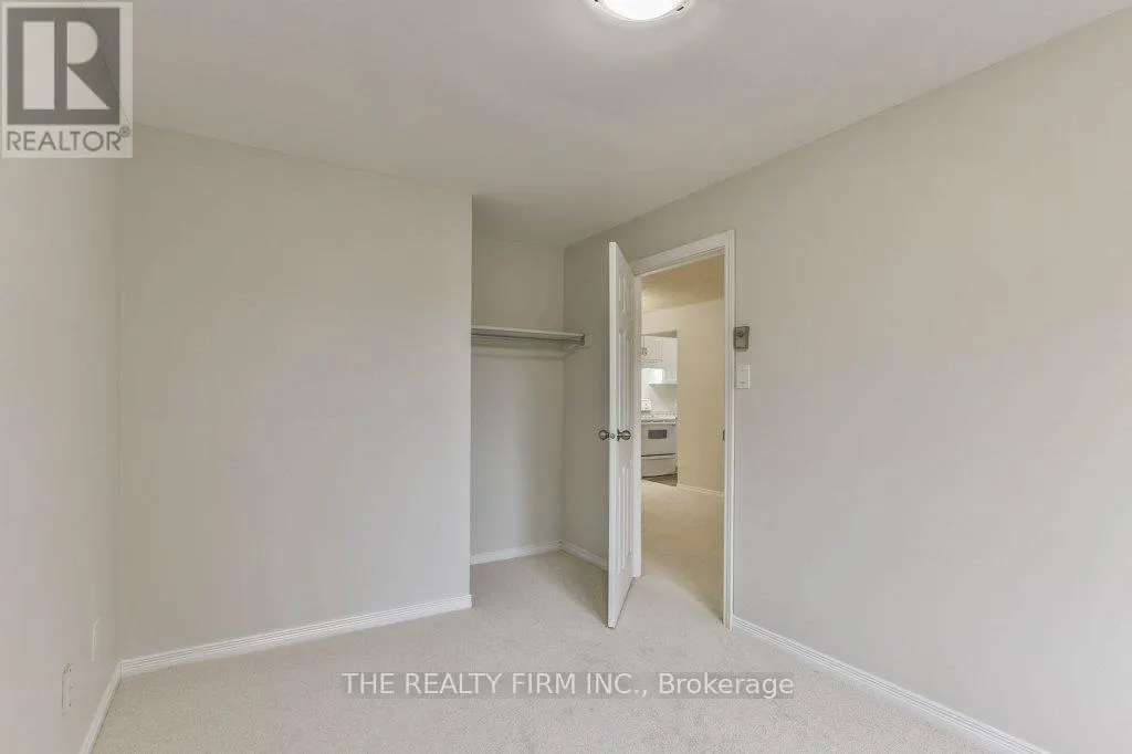 16 - 1096 JALNA BOULEVARD, #16