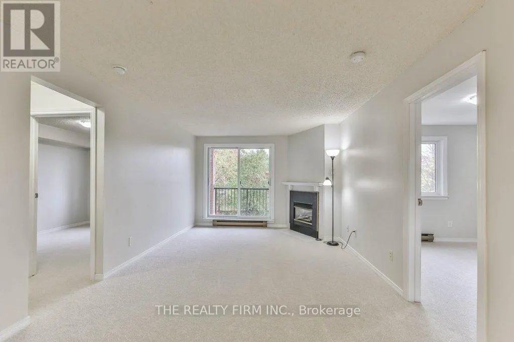 16 - 1096 JALNA BOULEVARD, #16