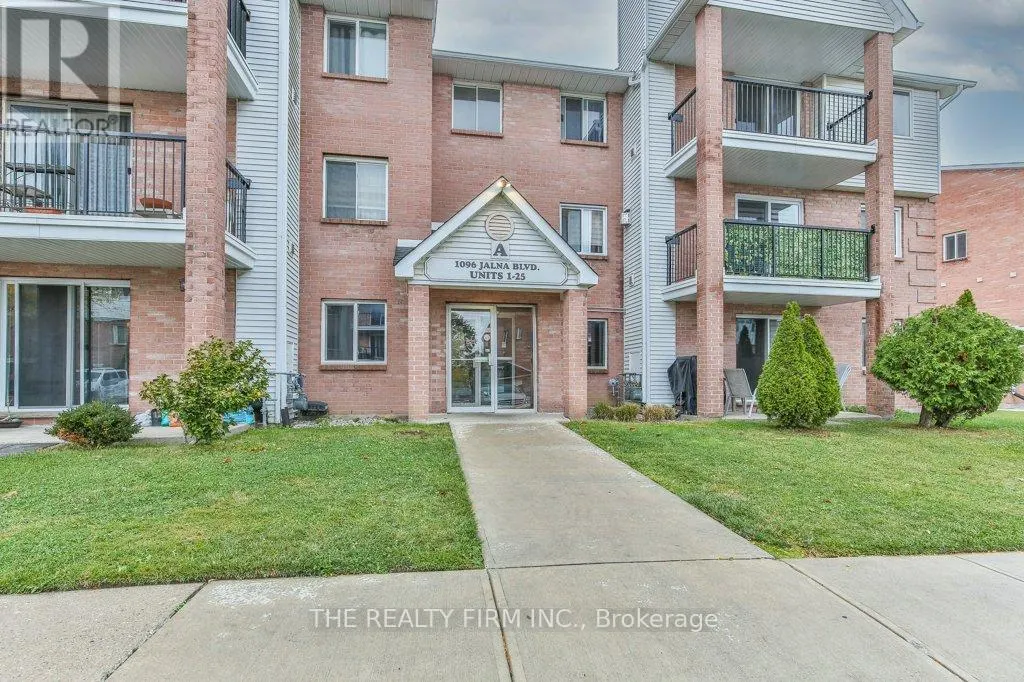 16 - 1096 JALNA BOULEVARD, #16