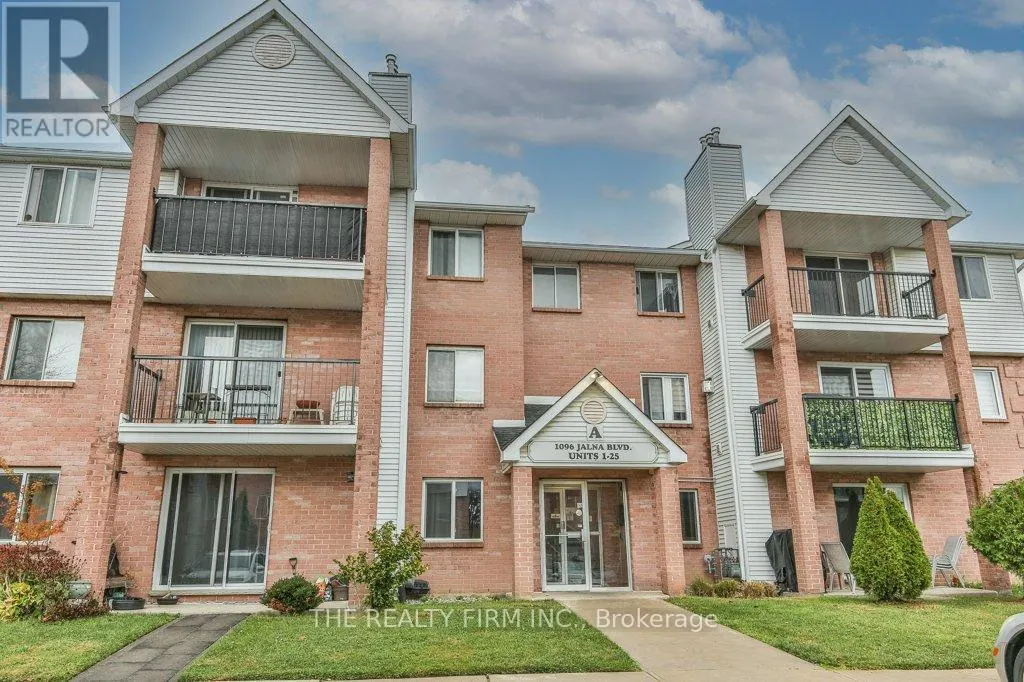 16 - 1096 JALNA BOULEVARD, #16