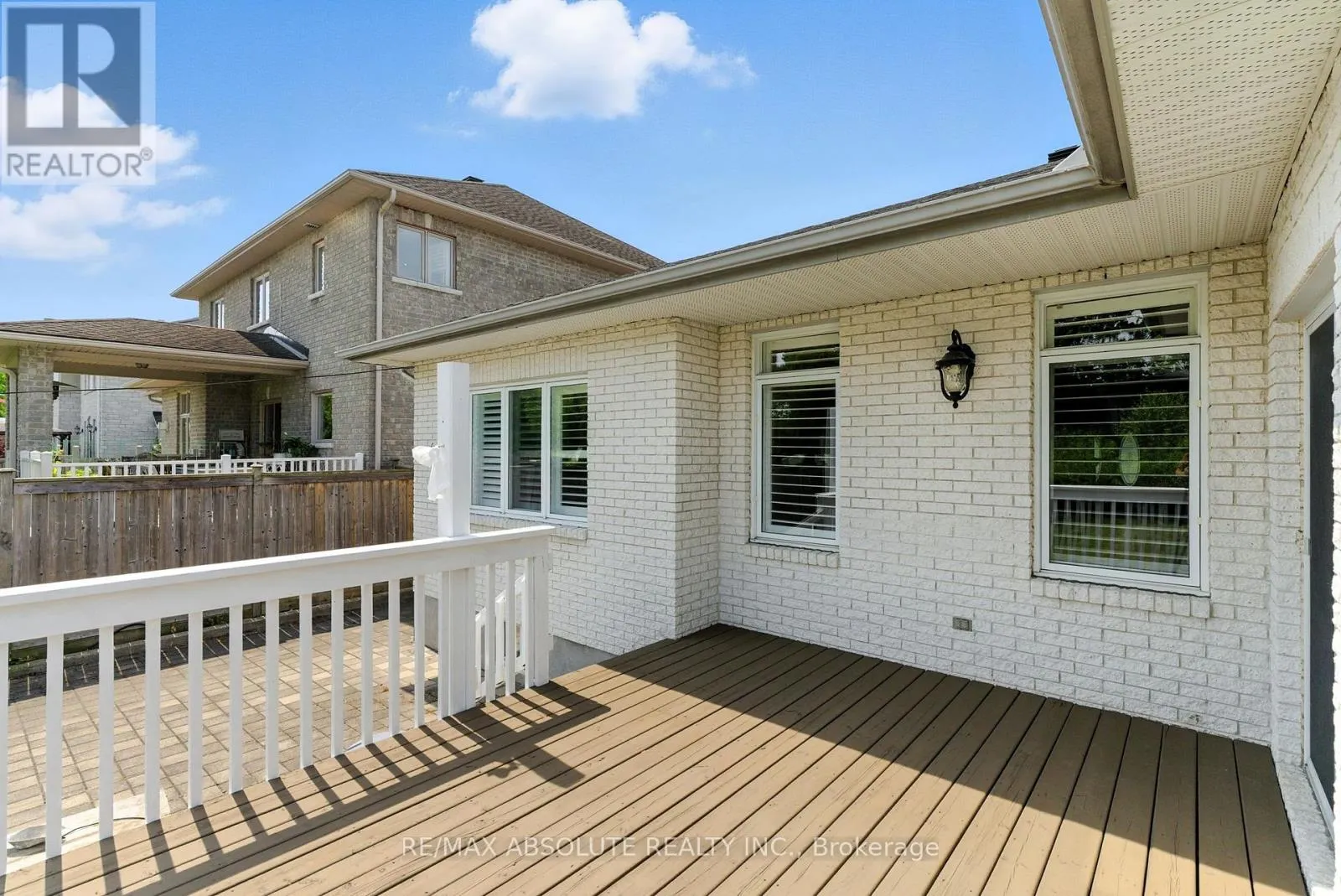 1513 APELDOORN AVENUE