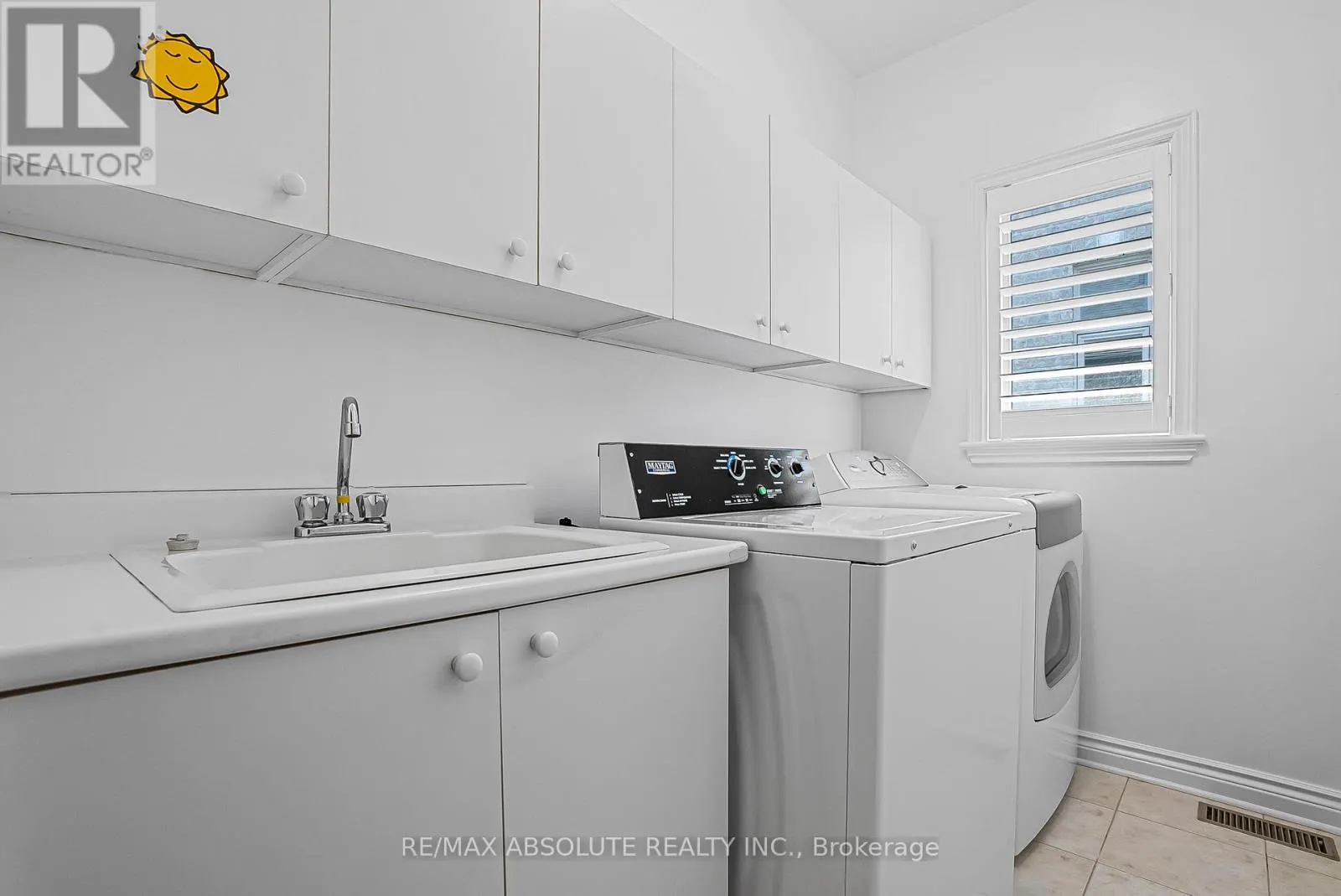 1513 APELDOORN AVENUE