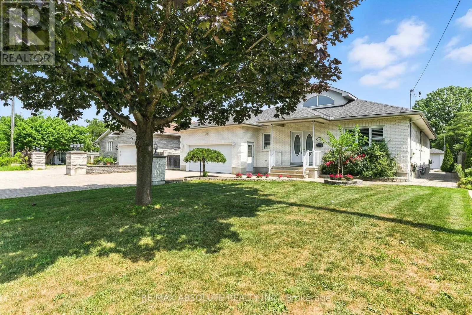 1513 APELDOORN AVENUE