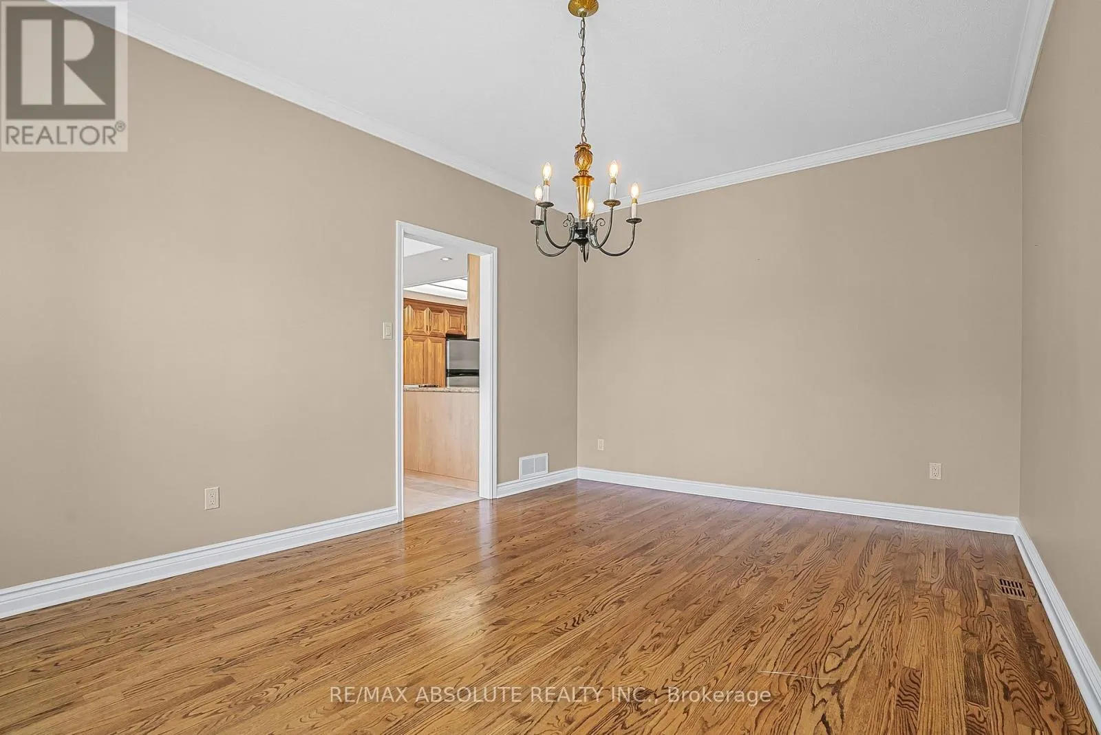 1513 APELDOORN AVENUE