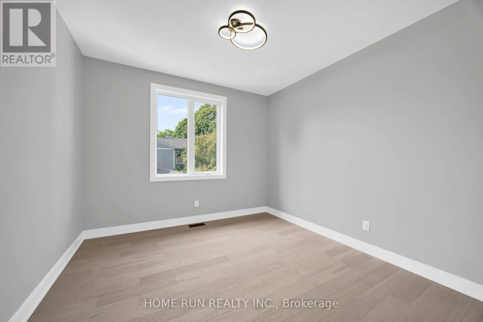 297 DOVERCOURT AVENUE