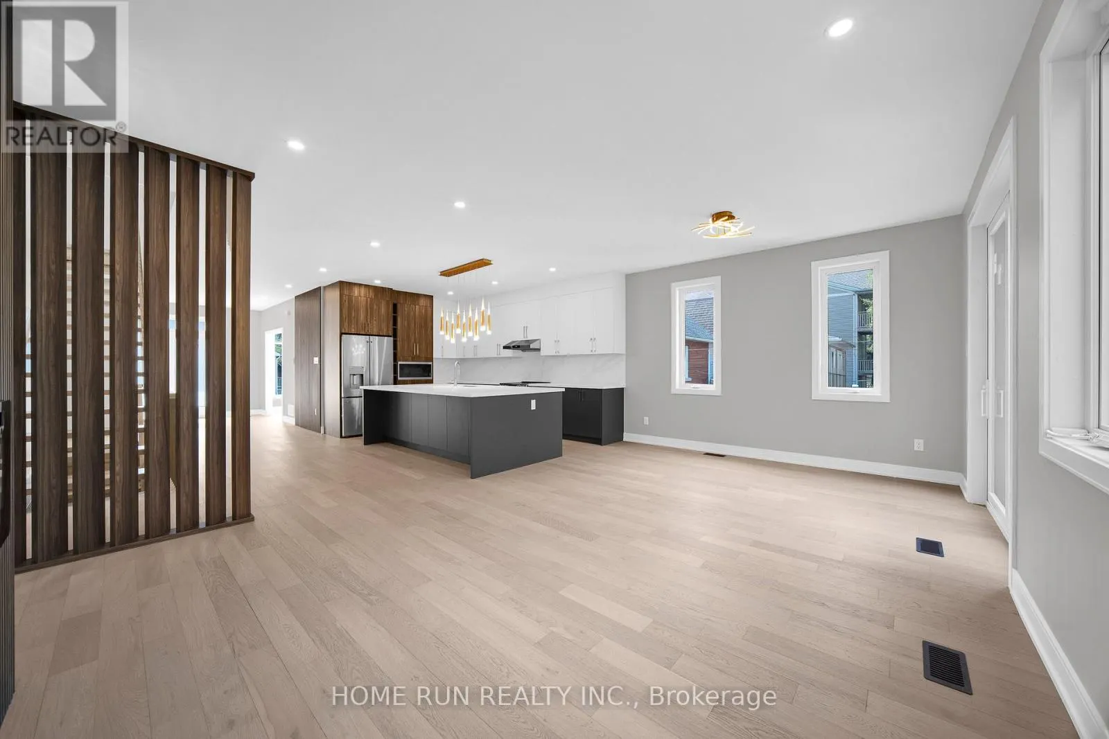 297 DOVERCOURT AVENUE