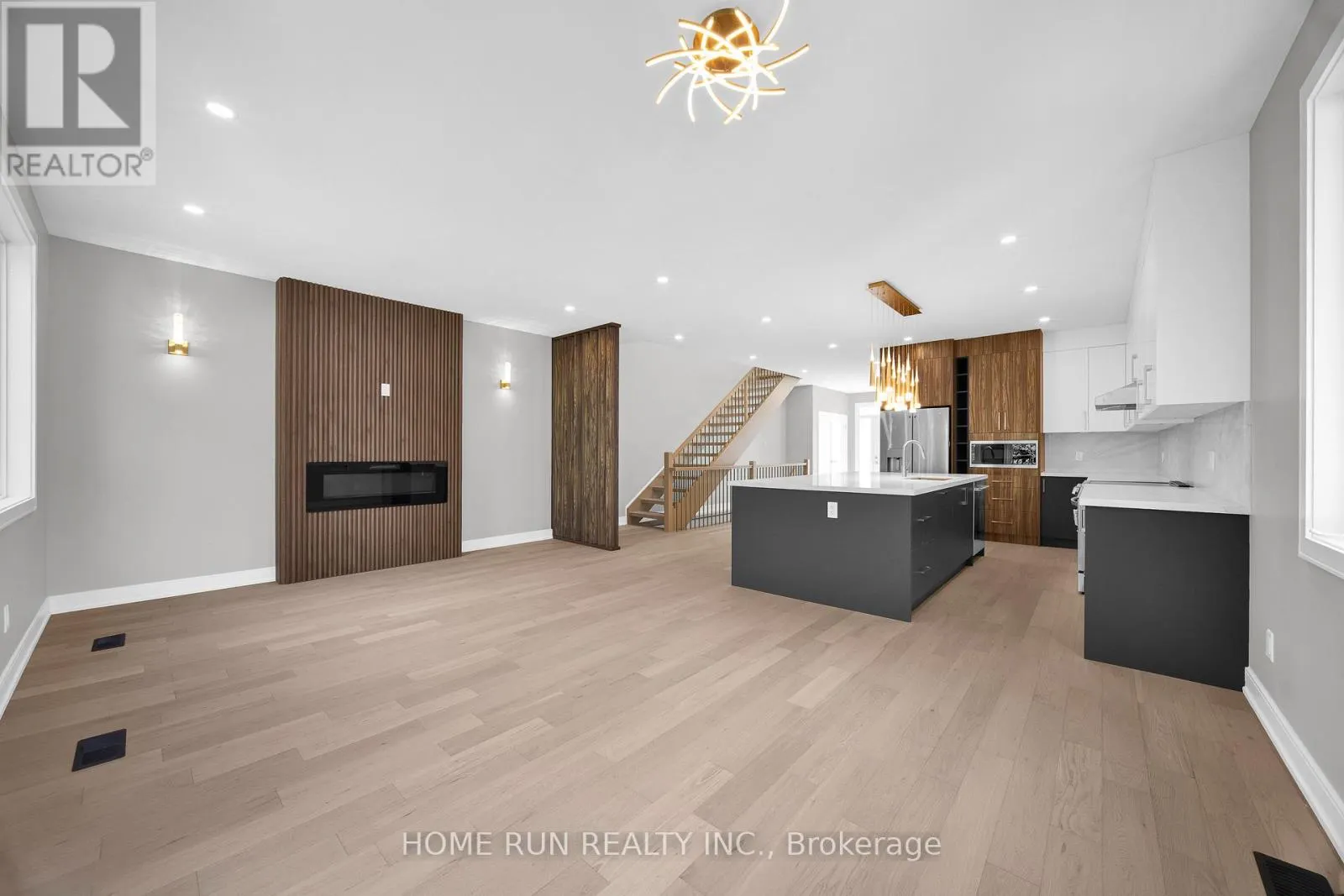 297 DOVERCOURT AVENUE