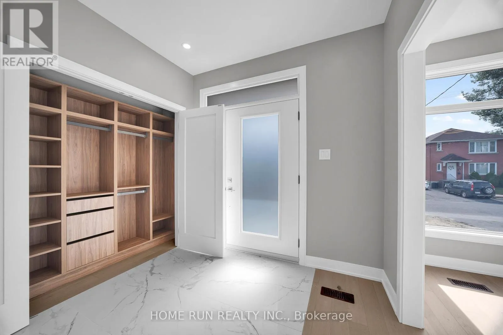 297 DOVERCOURT AVENUE