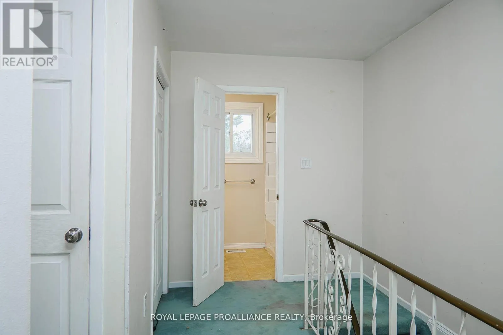 16 COUNTRY CLUB DRIVE