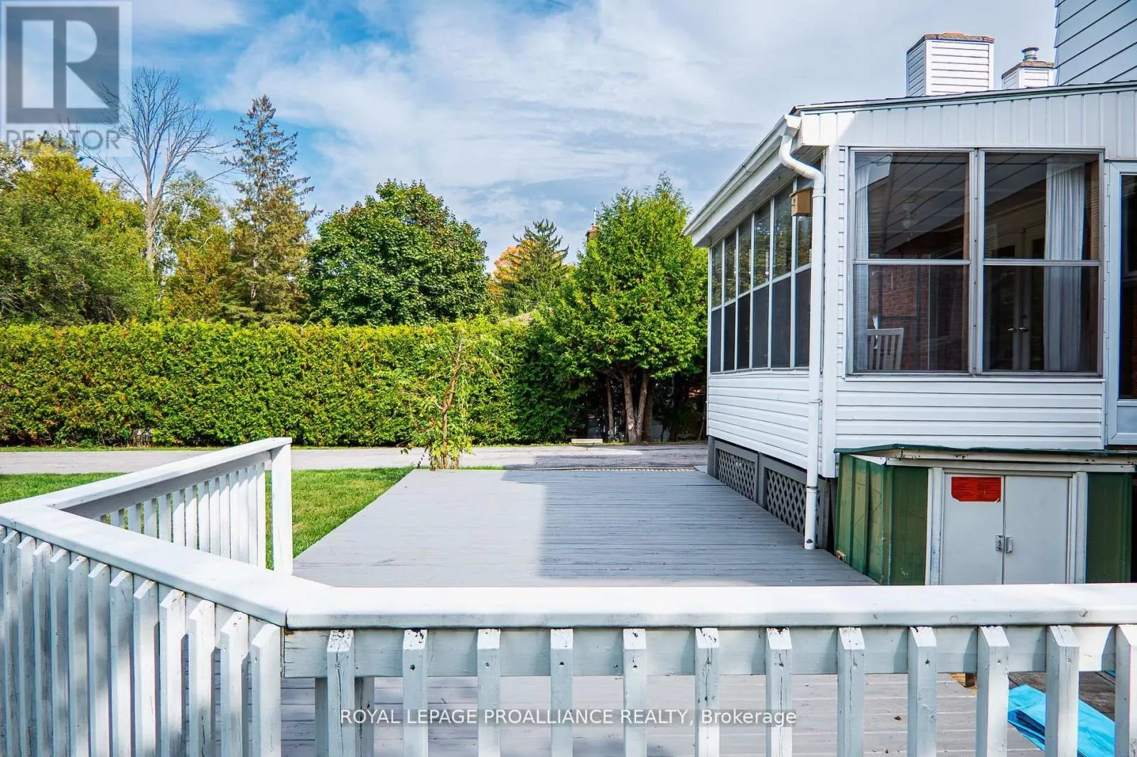 16 COUNTRY CLUB DRIVE