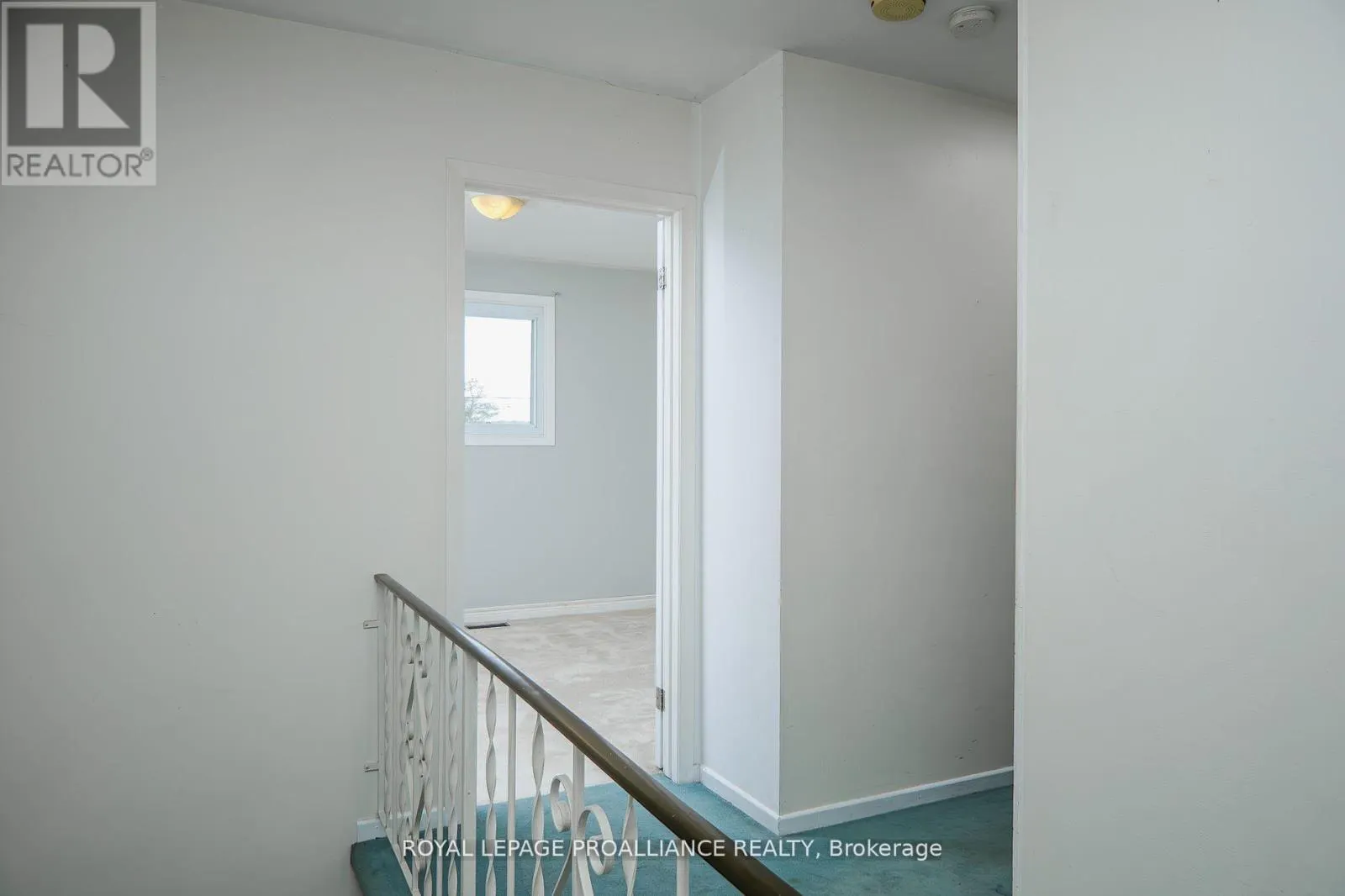 16 COUNTRY CLUB DRIVE