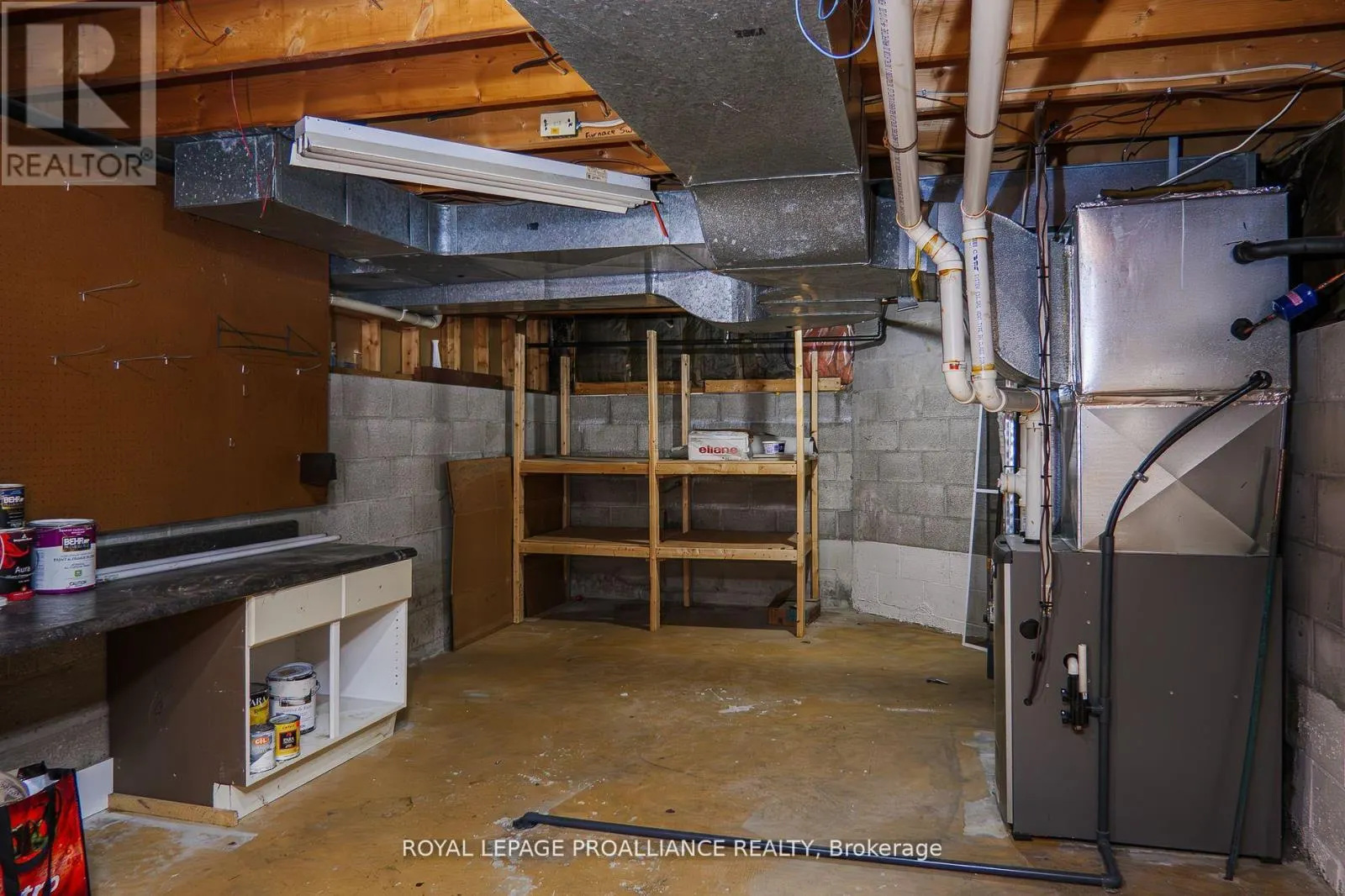 16 COUNTRY CLUB DRIVE