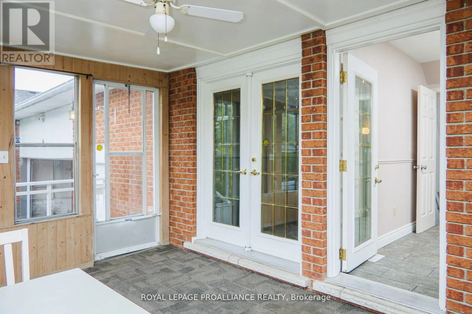 16 COUNTRY CLUB DRIVE