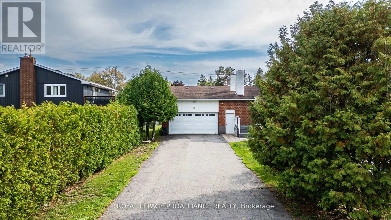 16 COUNTRY CLUB DRIVE