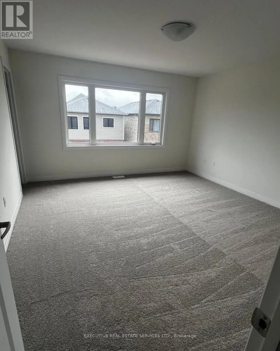 16 - 15 BLACKLOCK STREET