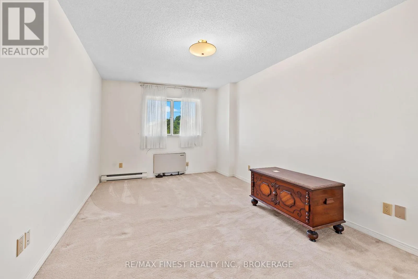 302 - 1000 KING STREET W, #302