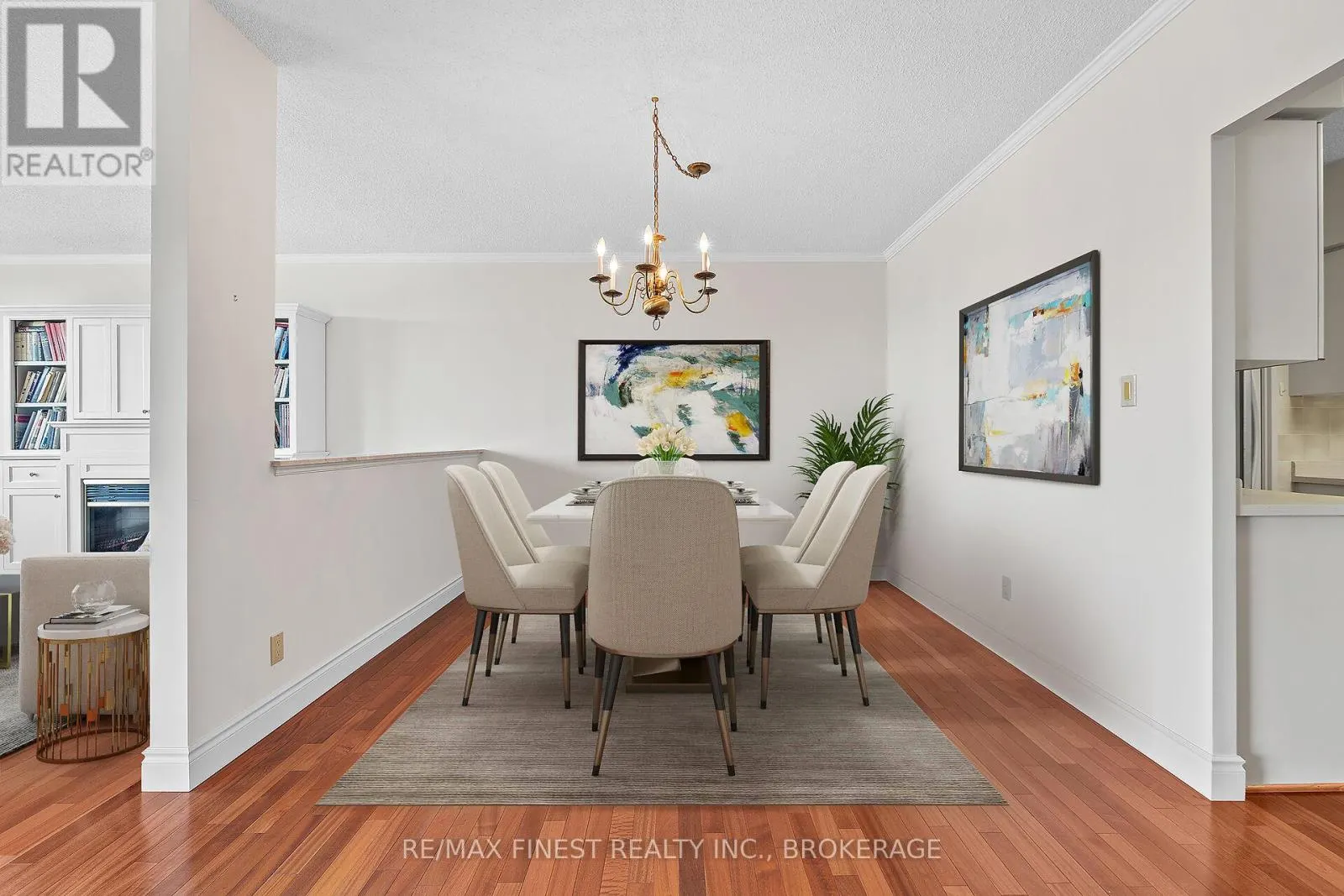 302 - 1000 KING STREET W, #302