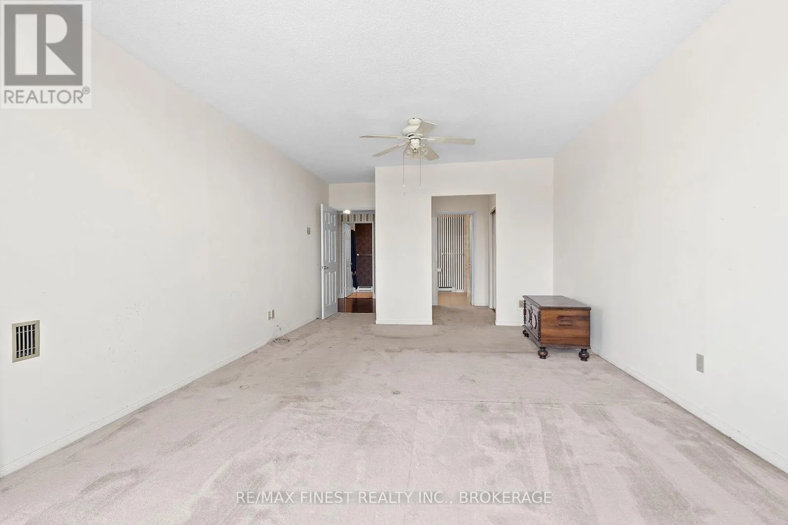 302 - 1000 KING STREET W, #302