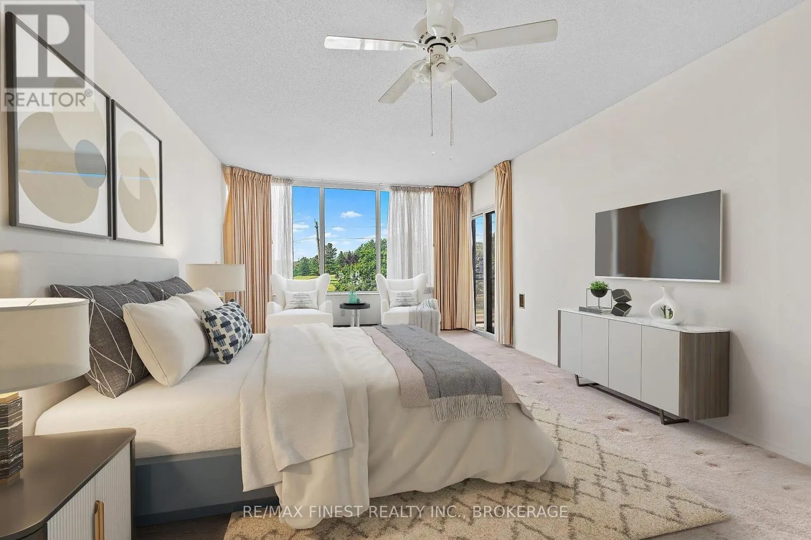 302 - 1000 KING STREET W, #302