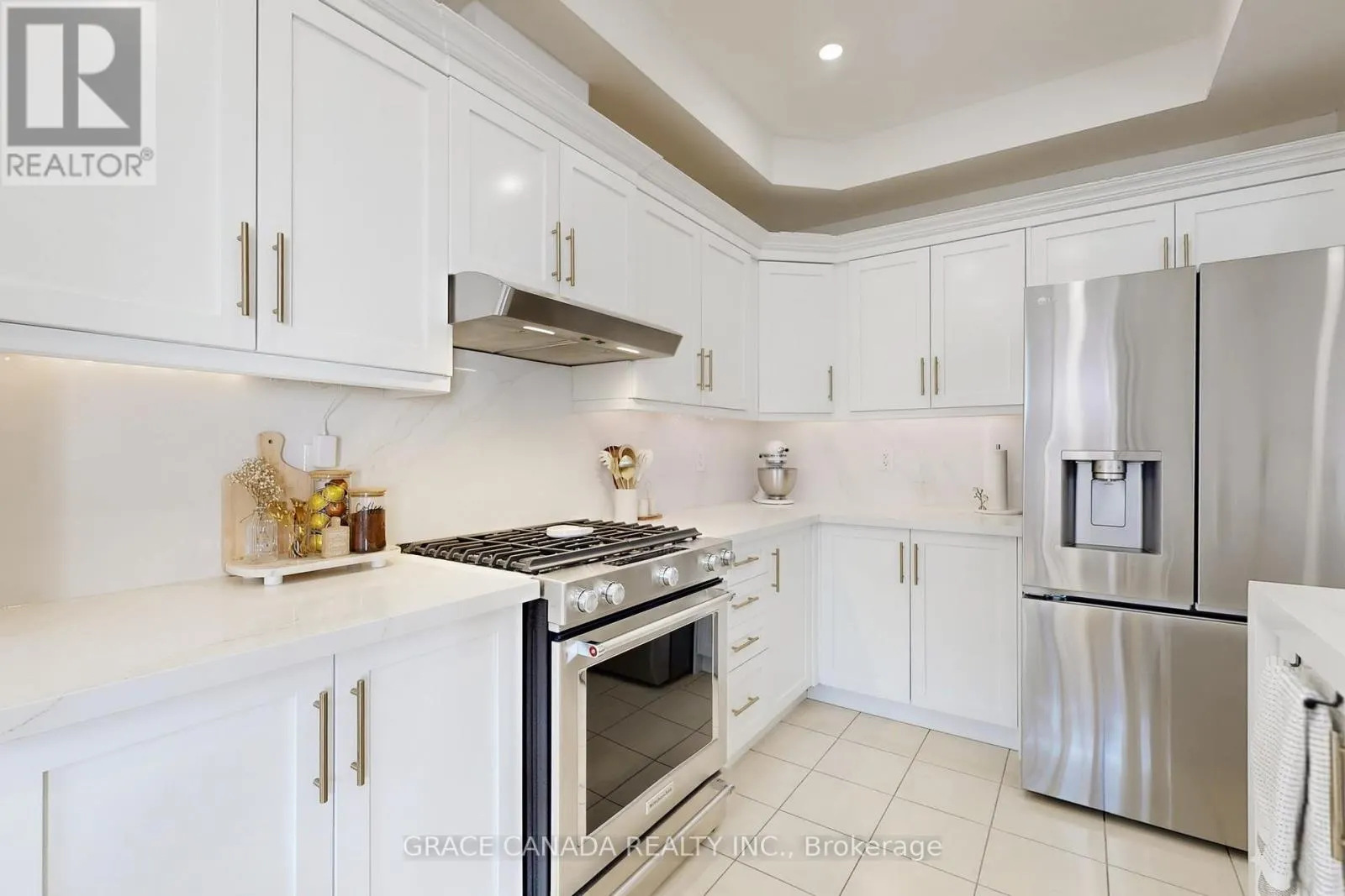 43 BANKFIELD CRESCENT