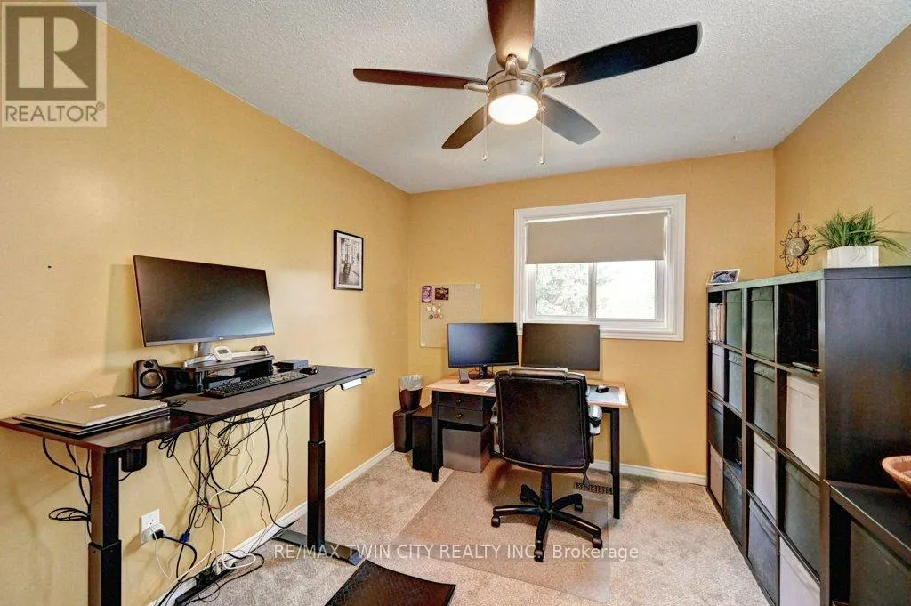 347 BUSHVIEW CRESCENT