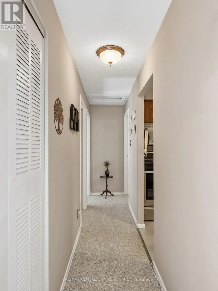 31 - 337 KINGSWOOD DRIVE, #31