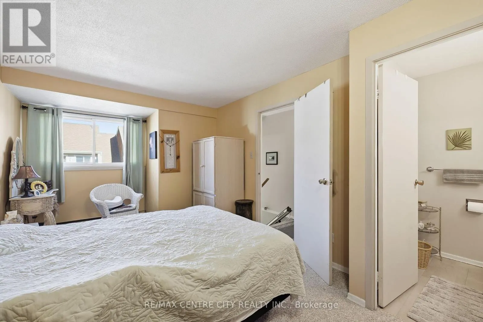 31 - 337 KINGSWOOD DRIVE, #31