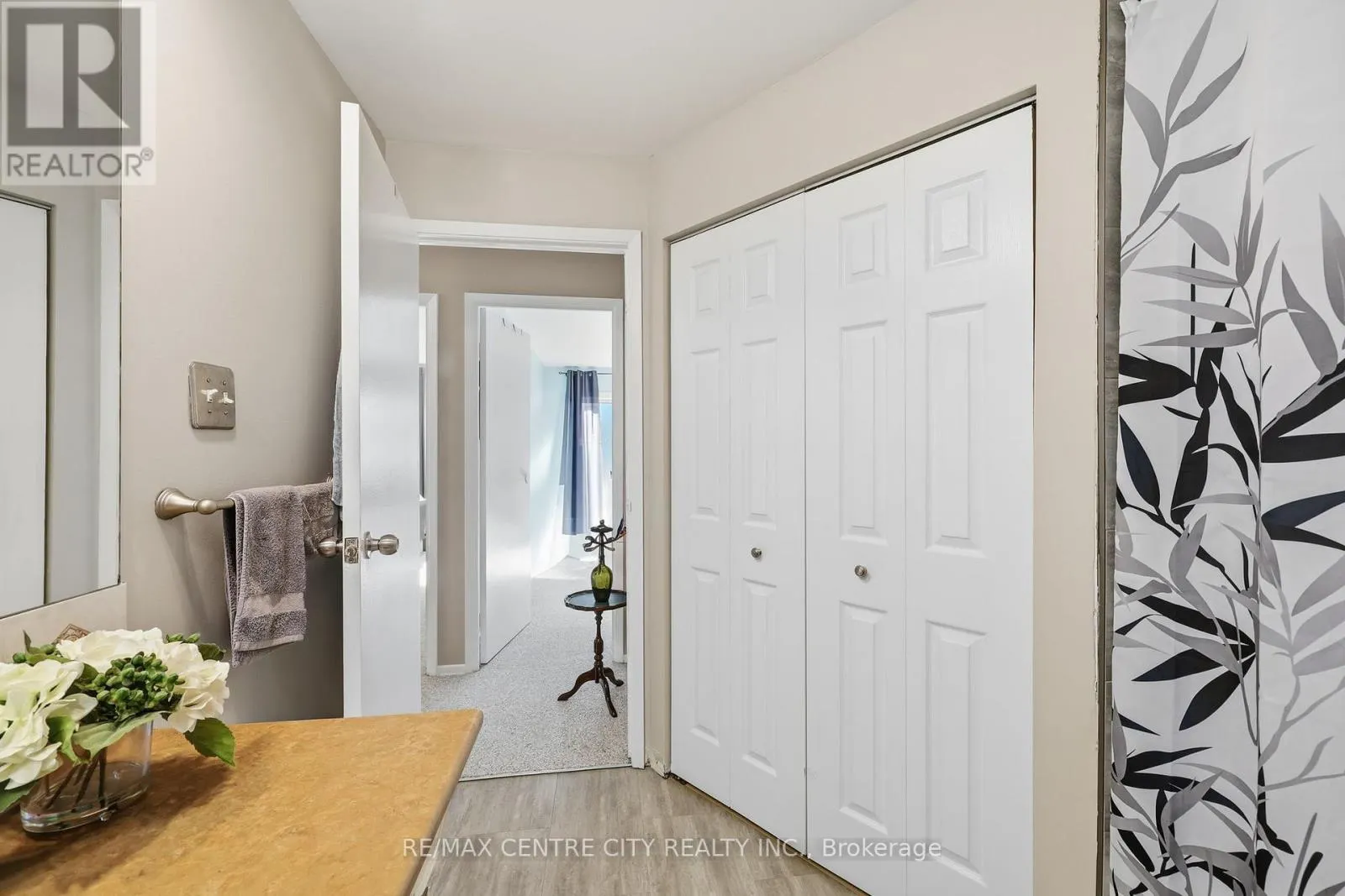 31 - 337 KINGSWOOD DRIVE, #31