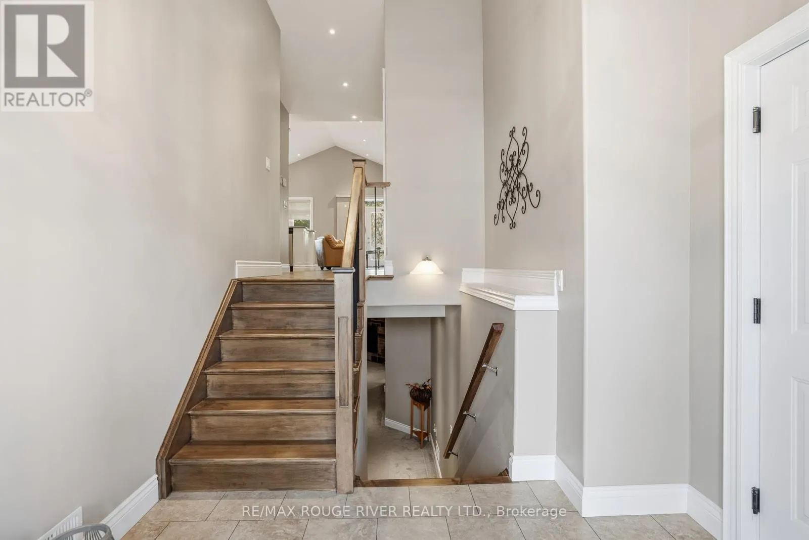 50 - 17 LOCKSIDE DRIVE, #50