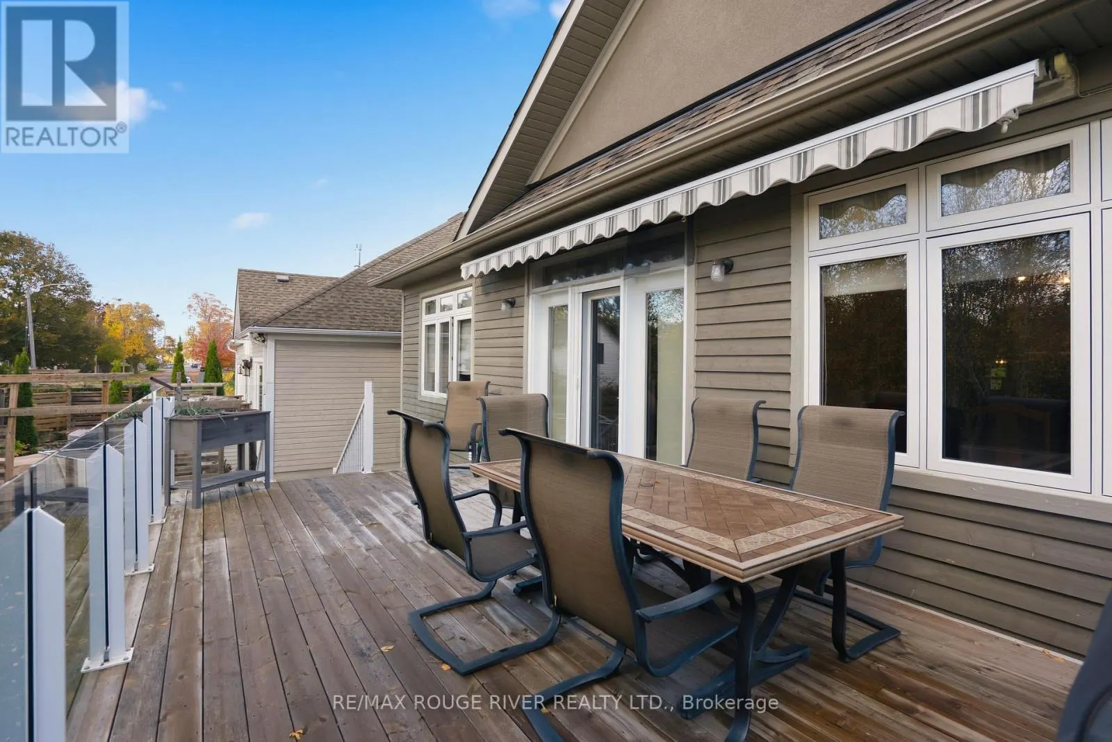 50 - 17 LOCKSIDE DRIVE, #50