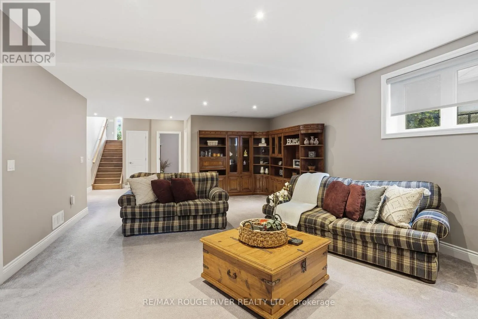 50 - 17 LOCKSIDE DRIVE, #50