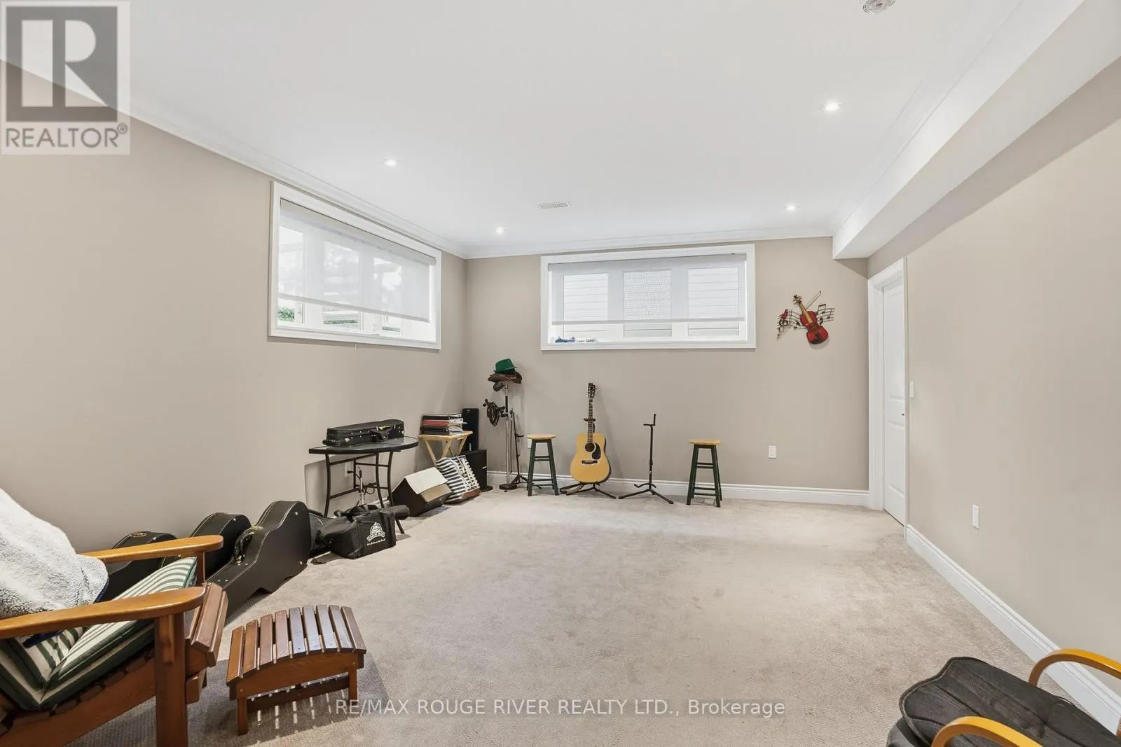 50 - 17 LOCKSIDE DRIVE, #50