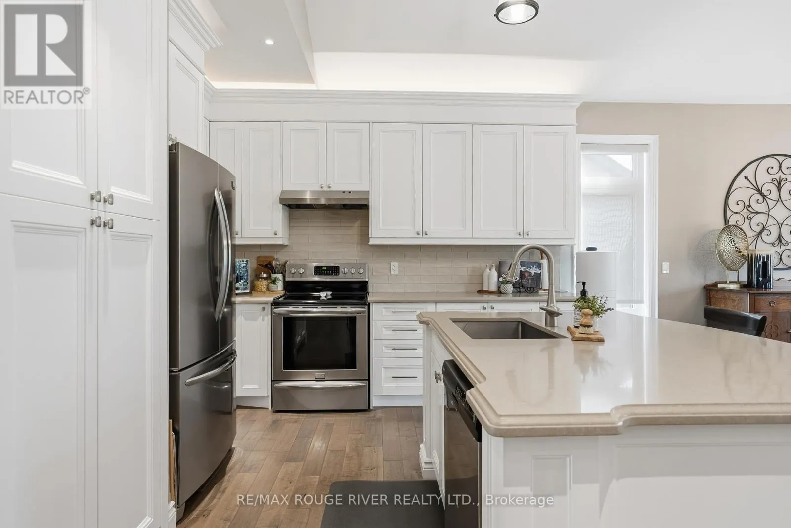 50 - 17 LOCKSIDE DRIVE, #50