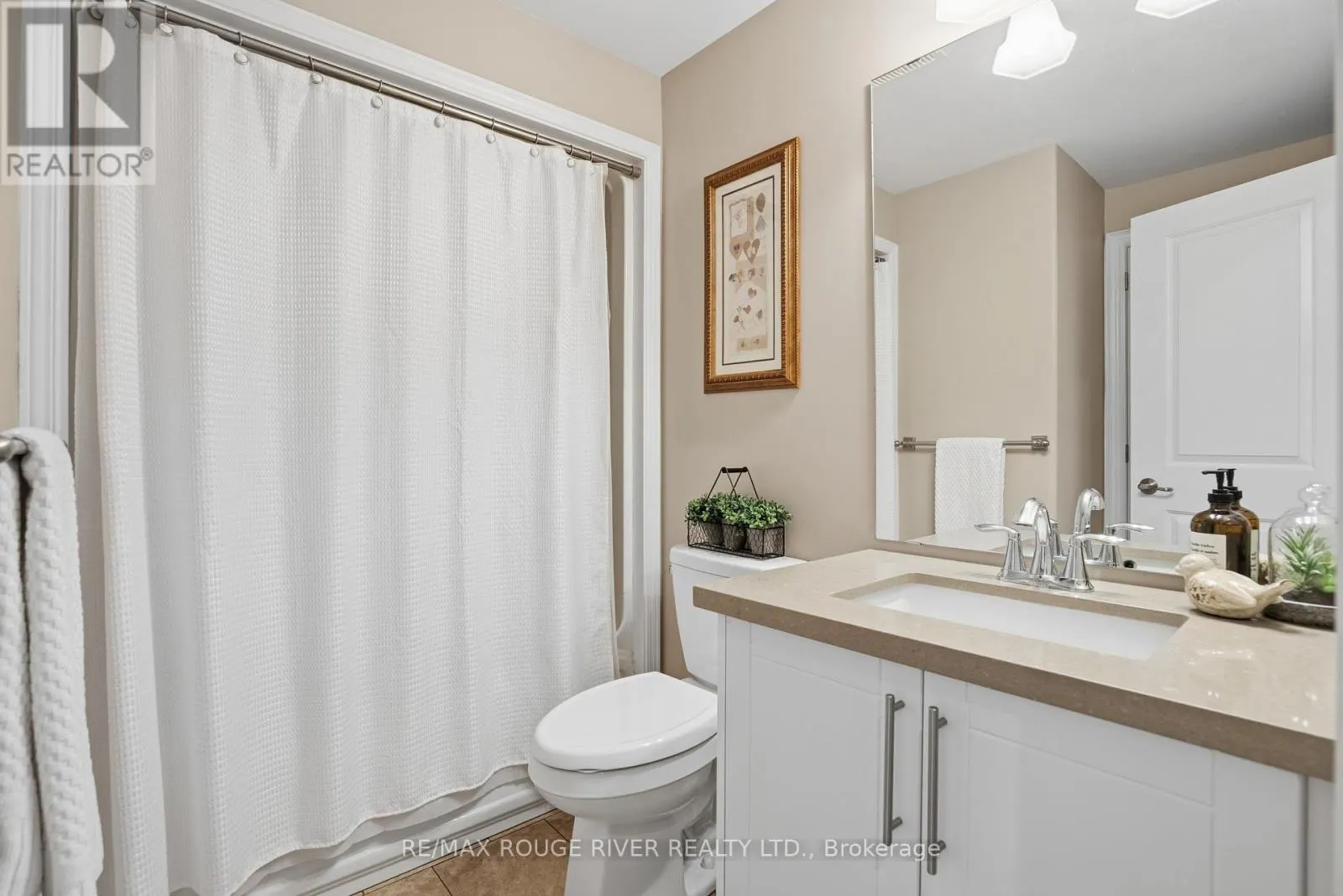 50 - 17 LOCKSIDE DRIVE, #50