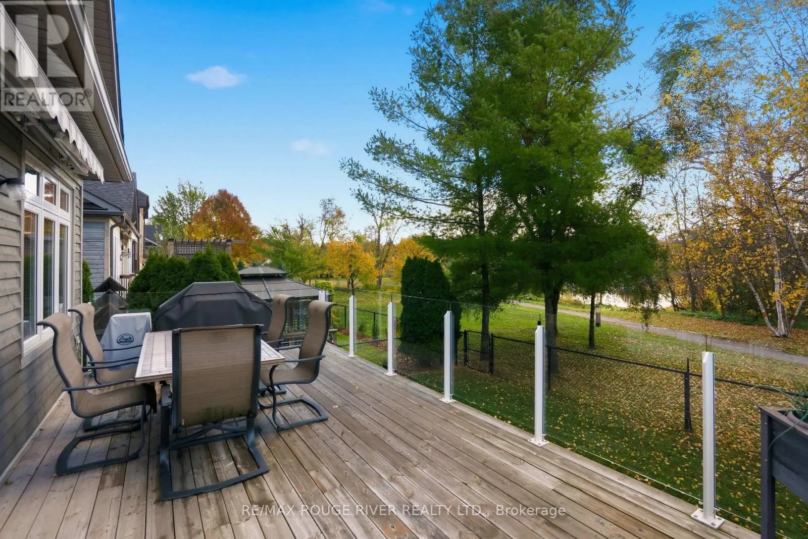 50 - 17 LOCKSIDE DRIVE, #50