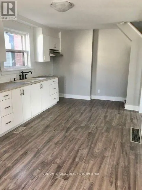 647 GLOUCESTER STREET N