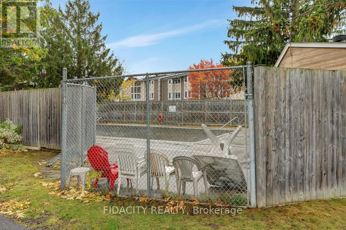 61 - 159 SALTER CRESCENT