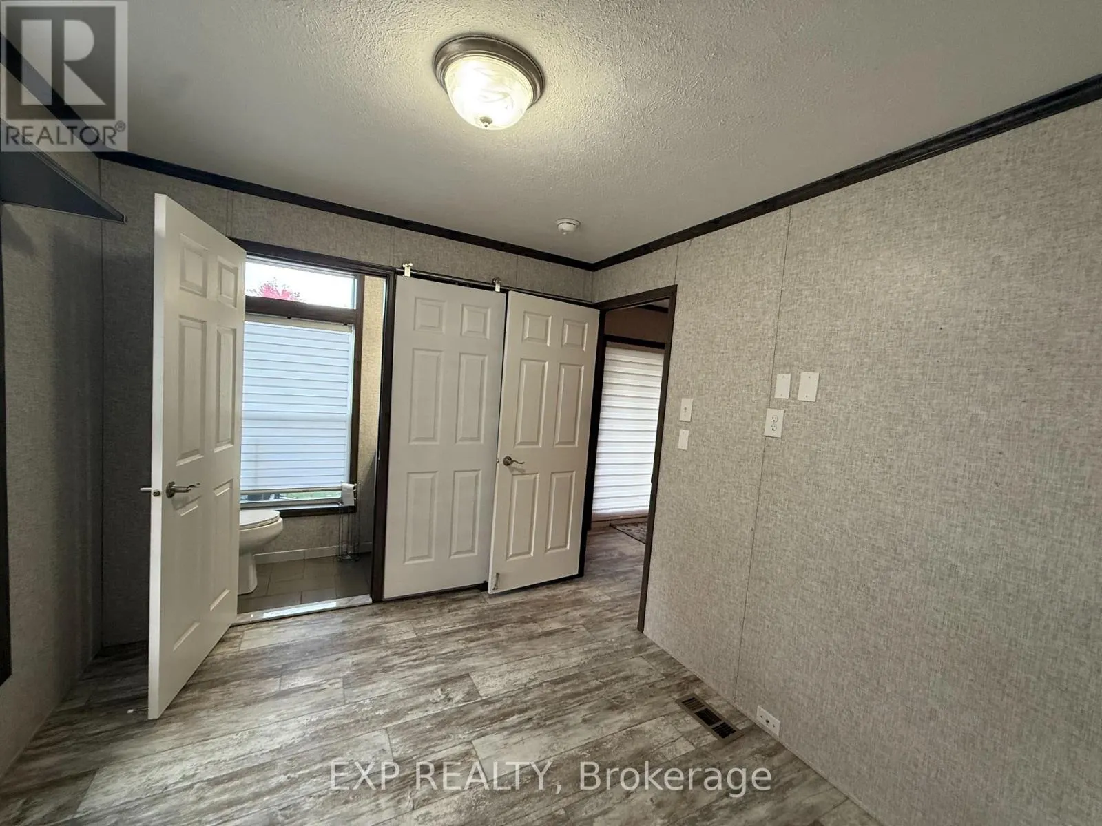 616 - 923590 RD 92 RR#3 ROAD, #616