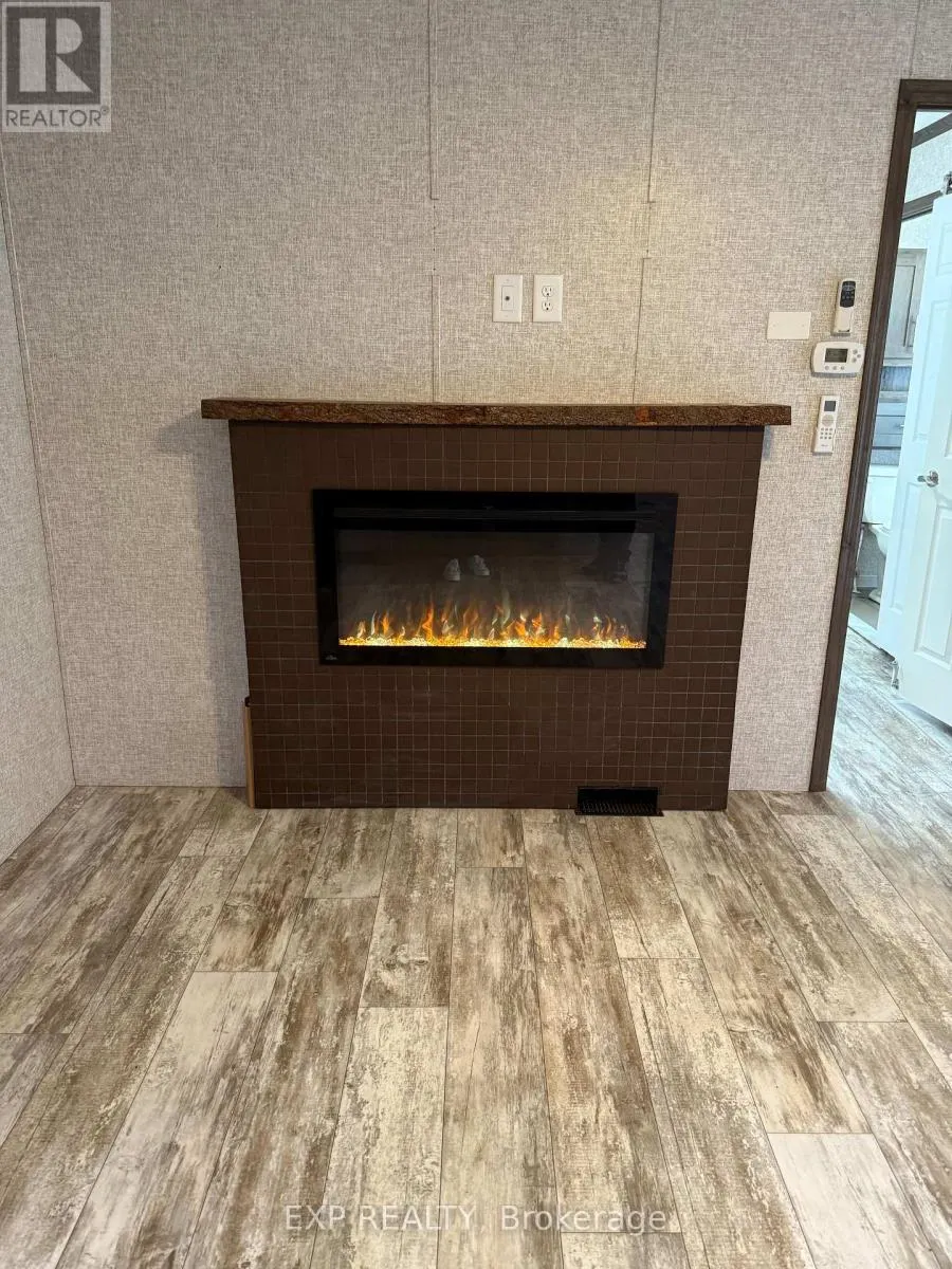 616 - 923590 RD 92 RR#3 ROAD, #616