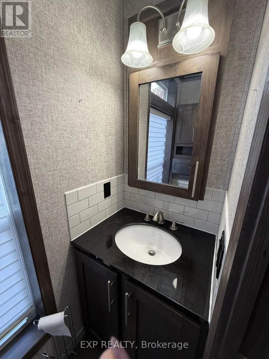 616 - 923590 RD 92 RR#3 ROAD, #616