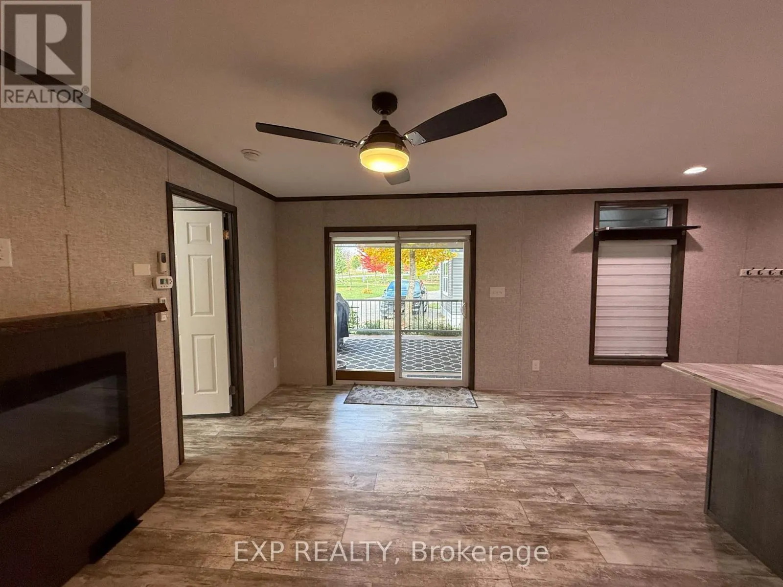 616 - 923590 RD 92 RR#3 ROAD, #616