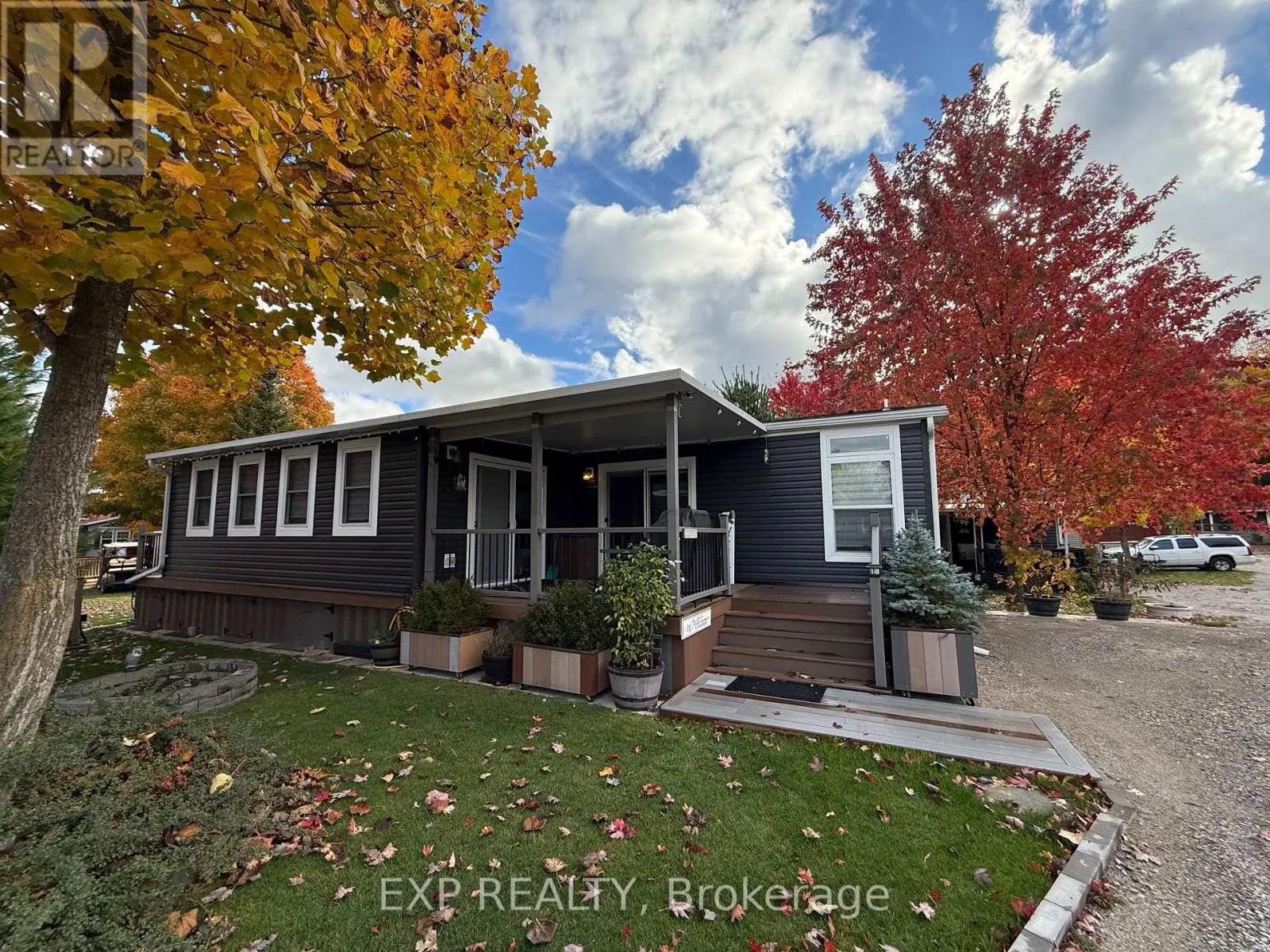 616 - 923590 RD 92 RR#3 ROAD, #616