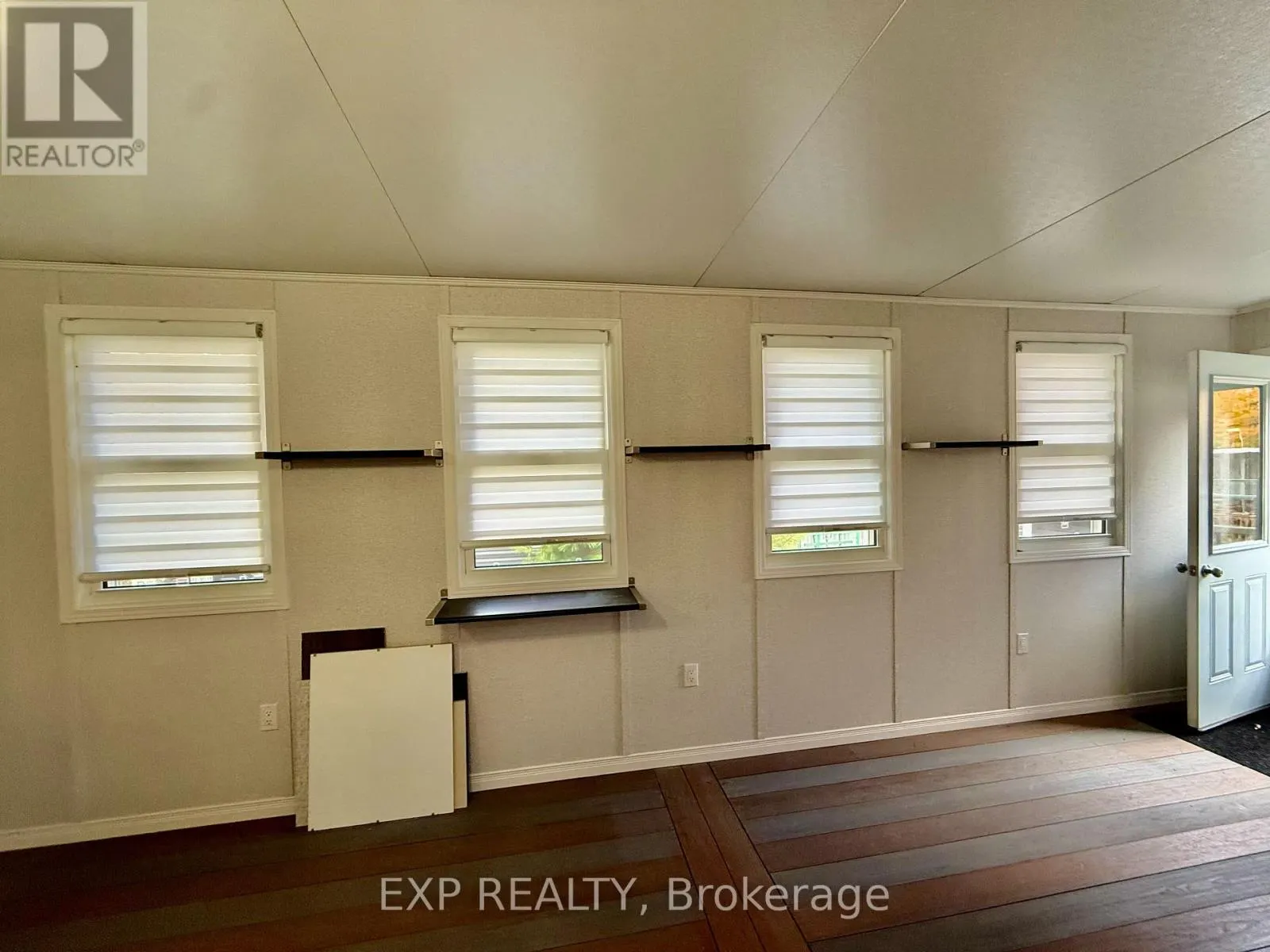 616 - 923590 RD 92 RR#3 ROAD, #616