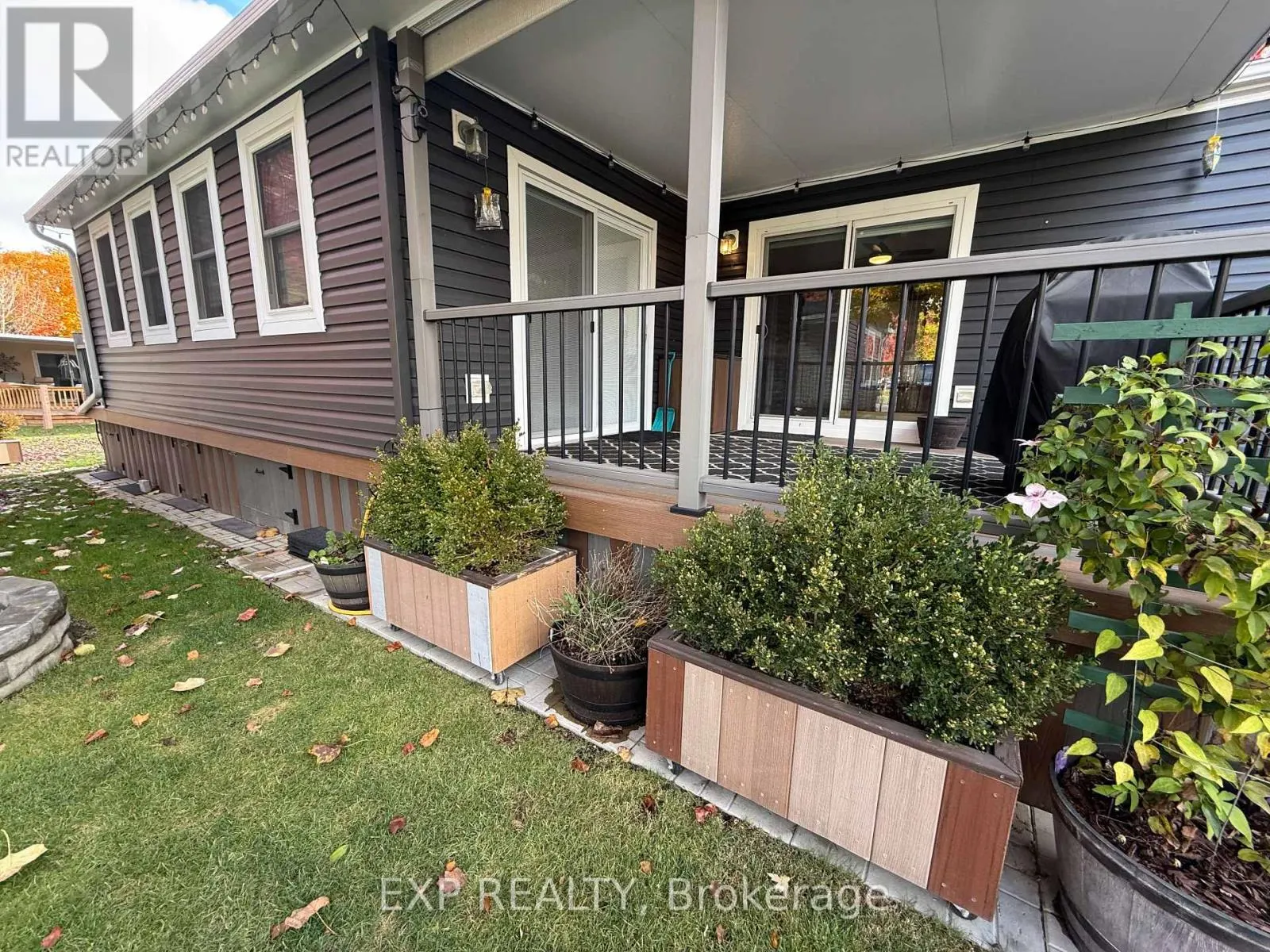 616 - 923590 RD 92 RR#3 ROAD, #616